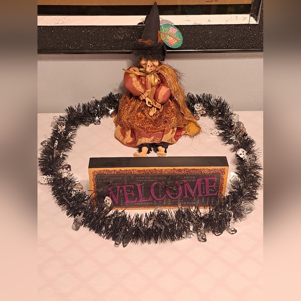 Halloween Decor Witch Welcome Sign & Black Garland 😍